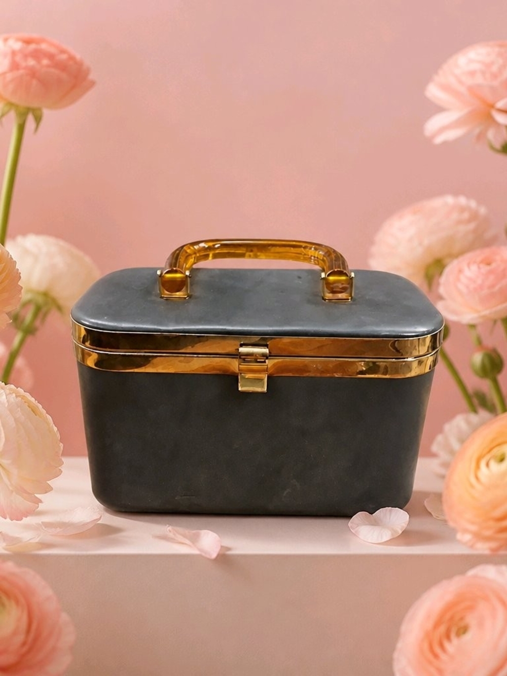 1950s  Box Style Purse  with Gold Trim and Handle.